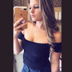 Meet your Posher, Kayla